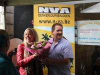 N-VA natuurwandeling Olens Broek en familiebarbecue